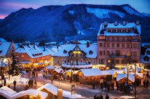 Advent v Mariazell s tradičním během čertů - Rakousko