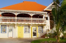 Gingerbread Hotel - Svatý Vincent a Grenadiny - Bequia