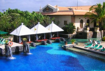 Hard Rock Hotel Bali - Bali - Kuta Beach