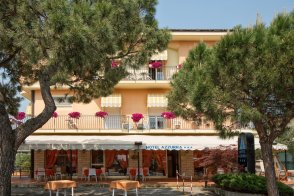 Hotel Azzurra - Itálie - Lago di Garda - Colombare di Sirmione