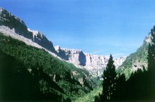 Krásy Pyrenejí s turistikou - Francie