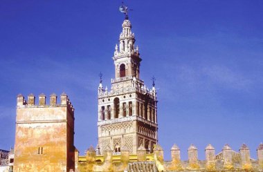 Lisabon a Sevilla - prodloužené letecké víkendy