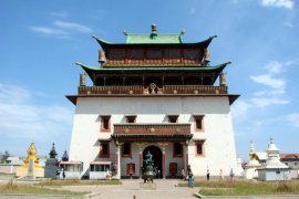 Mongolskou stepí a budhistickými kláštery