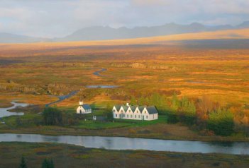 Nejkrásnějšími kouty Islandu s Janem Burianem - Island