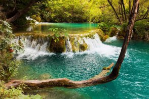 Ostrov Pag, kaňon řeky Zrmanja, národní parky Severní Velebit a Krka - Chorvatsko