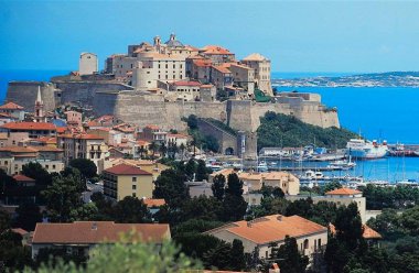 Sardinie a Korsika - nejzajímavější místa ostrovů