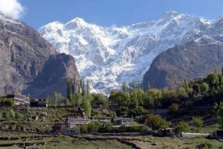 Skialpinistická expedice Mustagh Ata 7546m - Čína