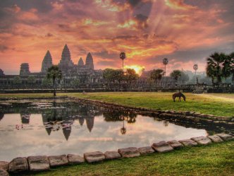 Prastaré chrámy Angkoru v Kambodži a pobyt na Koh Chang