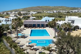 Recenze Hotel 9 Muses Santorini Resort