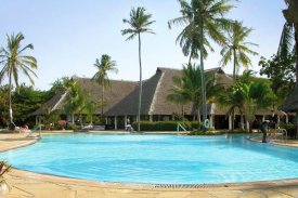 Recenze AMANI TIWI BEACH RESORT