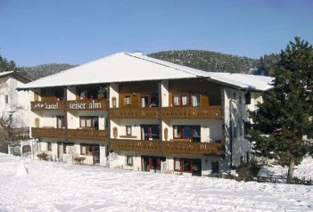 APARTHOTEL KASTEL SEISER ALM - Itálie - Alpe di Siusi - Castelrotto