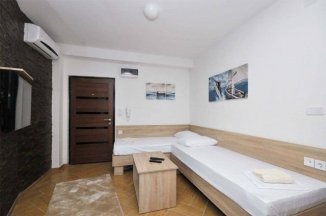 Apartmánový dům Jadranski biser - Černá Hora - Čanj