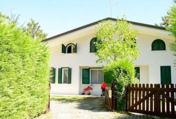 Apartmány Villa Brigitte - Itálie - Lignano - Lignano Pineta