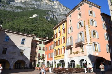 BABÍ LÉTO U GARDSKÉHO JEZERA - Itálie - Lago di Garda