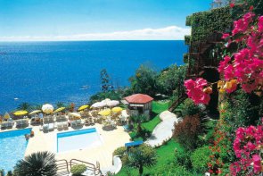 BAIA AZUL - Portugalsko - Madeira  - Funchal
