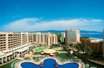 BARCELO ROYAL BEACH