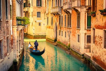 Benátky – slavnosti moře, světel, gondol a benátské Biennle - Itálie - Benátky