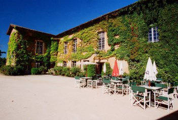 Best Western Hotel et Golf du Gouverneur - Francie - Rhone - Alpes - Monthieux