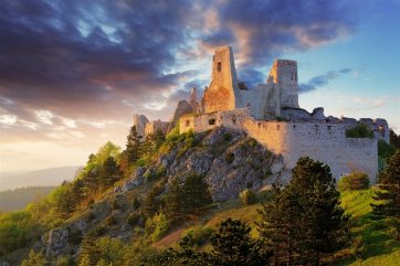 Bílé Karpaty a památky jihovýchodní Moravy - Česká republika