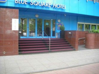 BLUE SQUARE HOTEL