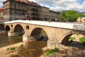 Bosnou s krosnou - Bosna a Hercegovina