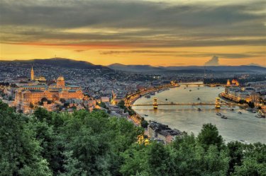Budapešť, památky a termály a Györ