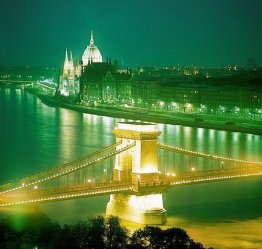 Budapešť s plavbou po krásném modrém Dunaji