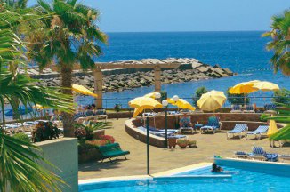 CALHETA BEACH - Portugalsko - Madeira  - Calheta