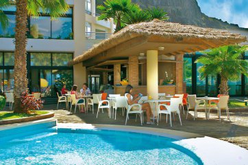 CALHETA BEACH - Portugalsko - Madeira  - Calheta