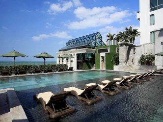 Centara Grand Modus Resort Pattaya