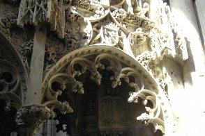 Champagne, UNESCO, víno, katedrály a slavnost Médievales - Francie