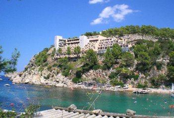 CLUB GALEON CARTÁGO - Španělsko - Ibiza - Port de San Miquel