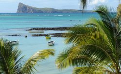 Coin de Mire Attitude - Mauritius - Bain Boeuf