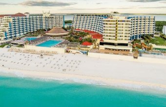 Crown Paradise Club Cancun