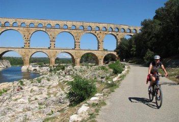 Cyklistika v levandulové Provence