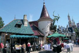 Disneyland - letecké víkendy - Francie - Paříž