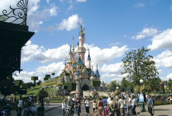 Disneyland - letecké víkendy - Francie - Paříž