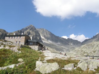 Do Tater komfortně po železnici