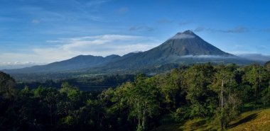 Dva přírodní poklady Kostariky + pobyt u moře