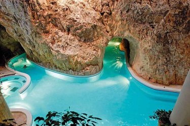 EGER, TAPOLCA, TERMÁLY A VÍNO