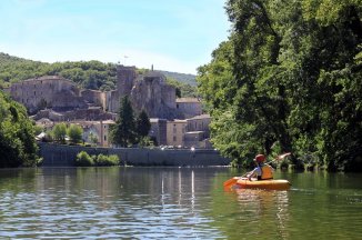 Francie řeky v Provence na raftech a Kanoích - Francie