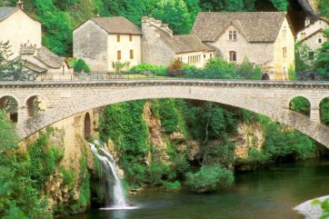 Francouzské sopky - kraj Auvergne a kaňon řeky Tarn - Francie