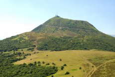 Francouzské sopky kraje Auvergne - Francie