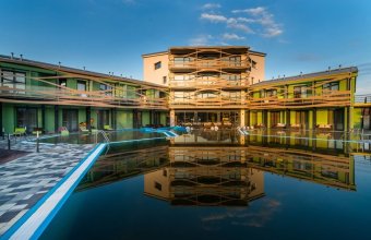 GALERIA THERMAL BEŠEŇOVÁ