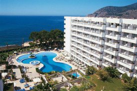 Recenze GRAND CAMP DE MAR
