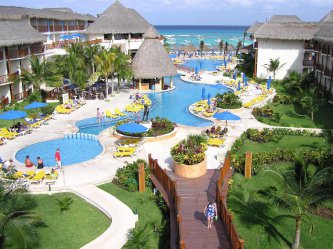 GRAND COCO BAY