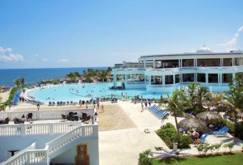 Grand Palladium Lucea Lady Hamilton