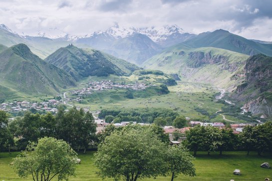 Gruzie skialpinistický výstup na Kazbek a skitouring v oblasti Kazbegi - Gruzie