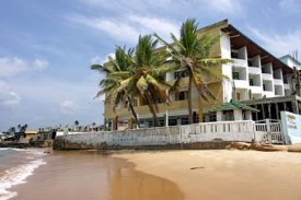 Recenze HIKKADUWA BEACH HOTEL