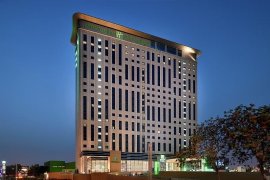 Holiday Inn Dubai Festival City